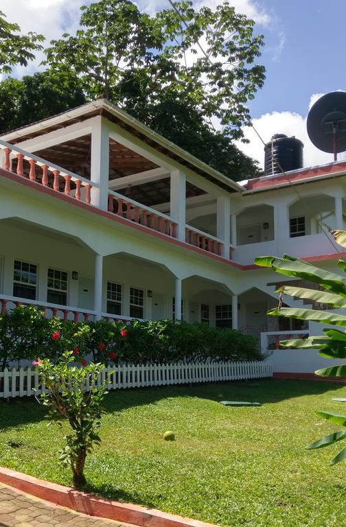 Polish Princess Guest House Port Antonio Exterior foto