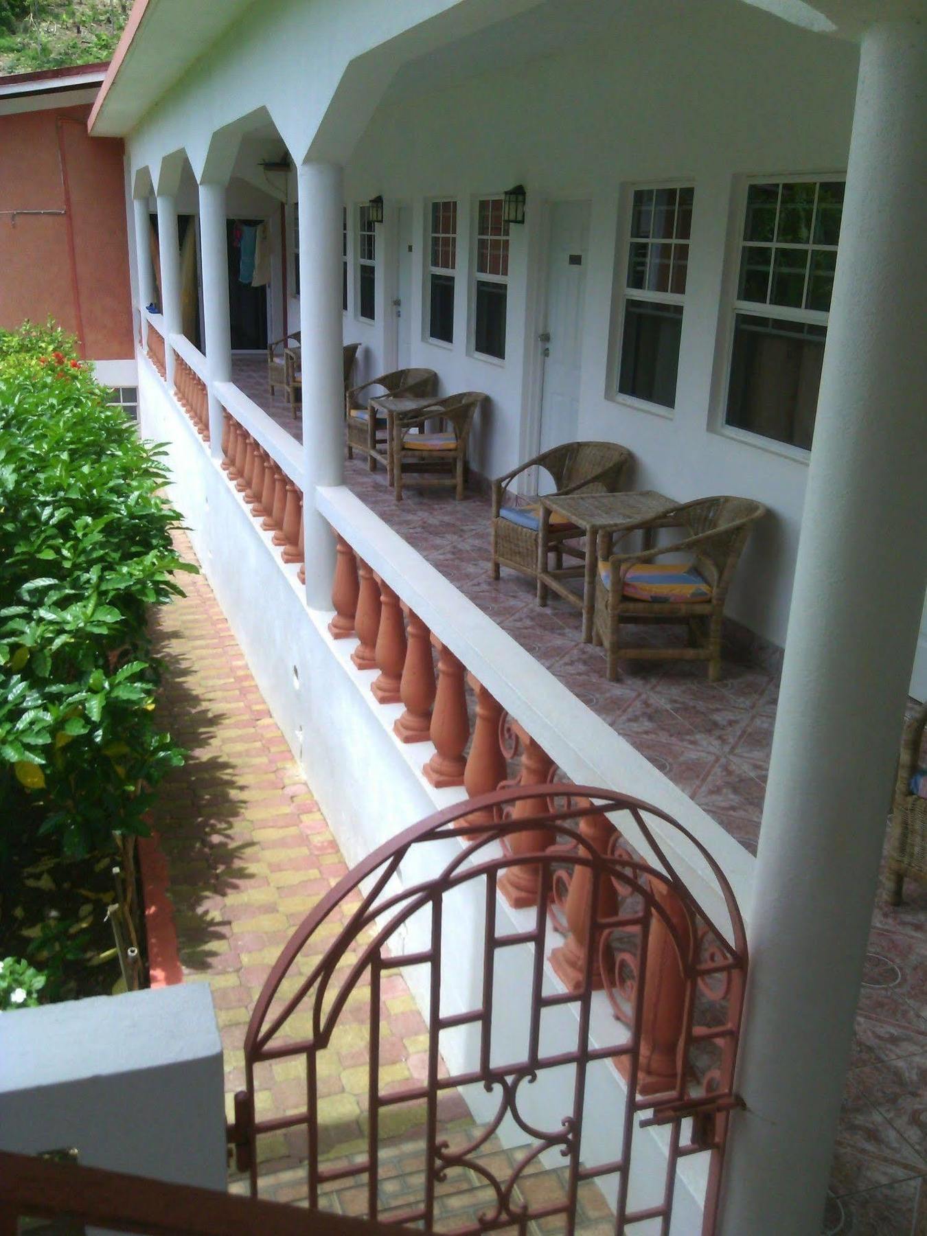 Polish Princess Guest House Port Antonio Exterior foto