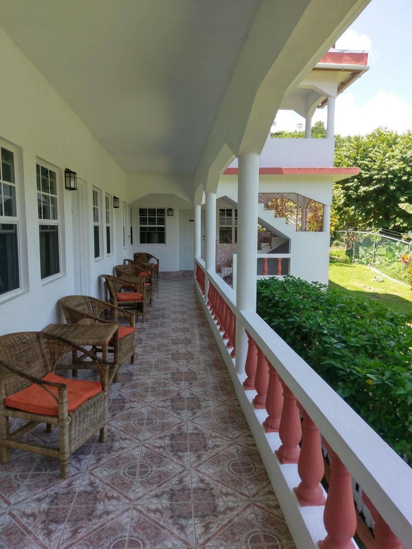 Polish Princess Guest House Port Antonio Exterior foto