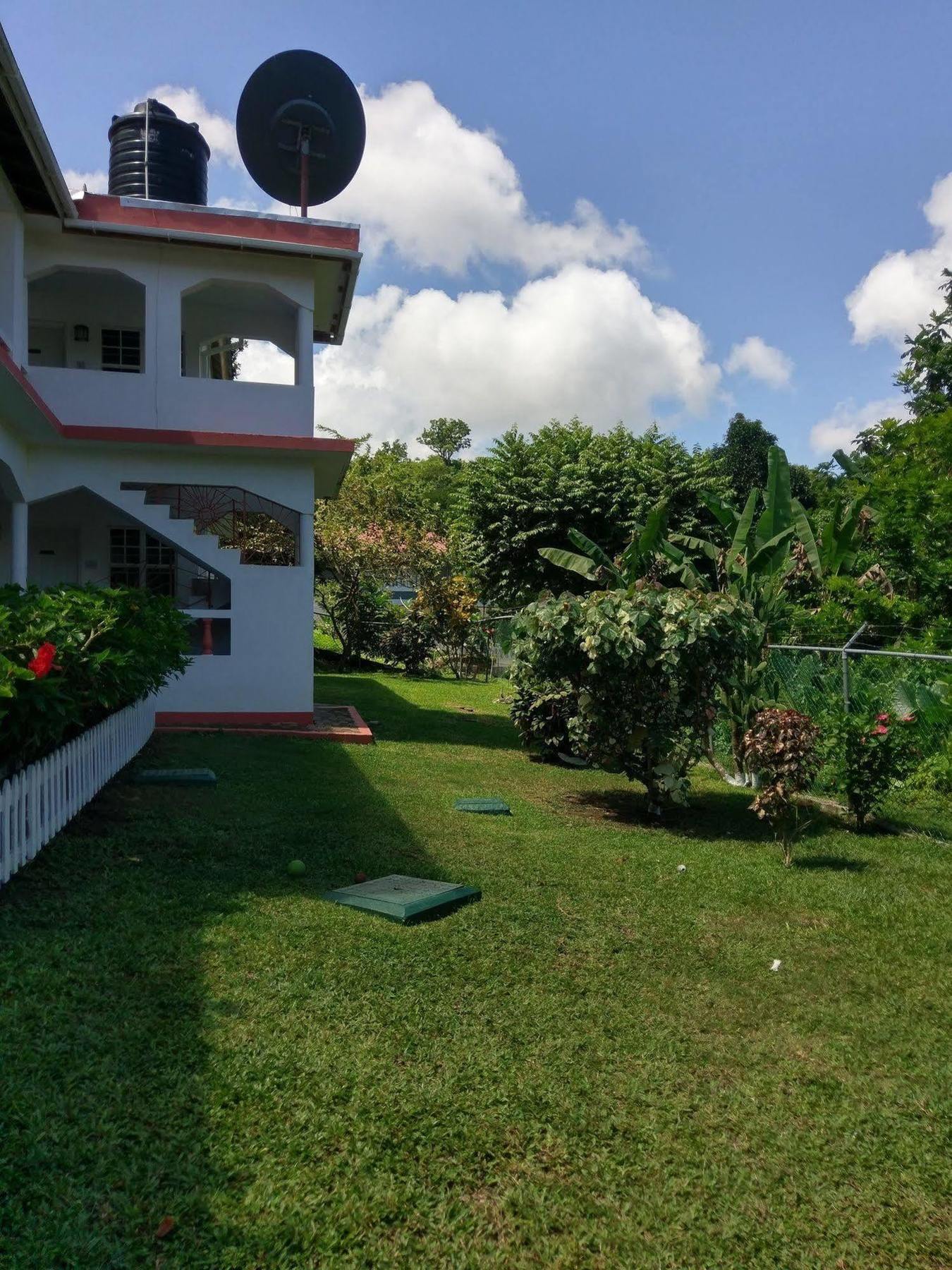 Polish Princess Guest House Port Antonio Exterior foto